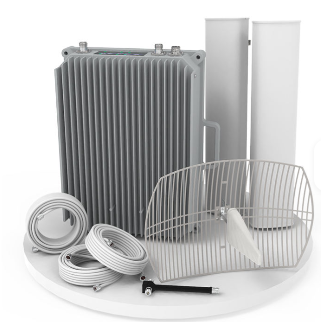 700/800/850/900/1800/2100/2600 Mhz Dual Band 37dBm Improved Rural Areas Network Signal Amplifier Mobile Repeater 700 800mhz